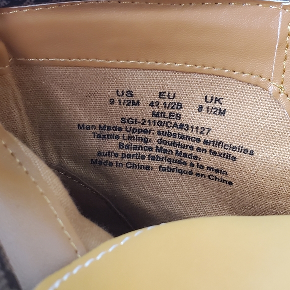 DKNY Men's Ankle Tan Boots Lace Up Style With Logo Size 8.5 - Picture 13 of 14